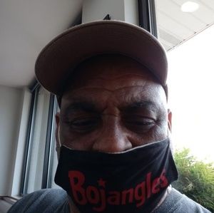 Meet your Posher, Julius